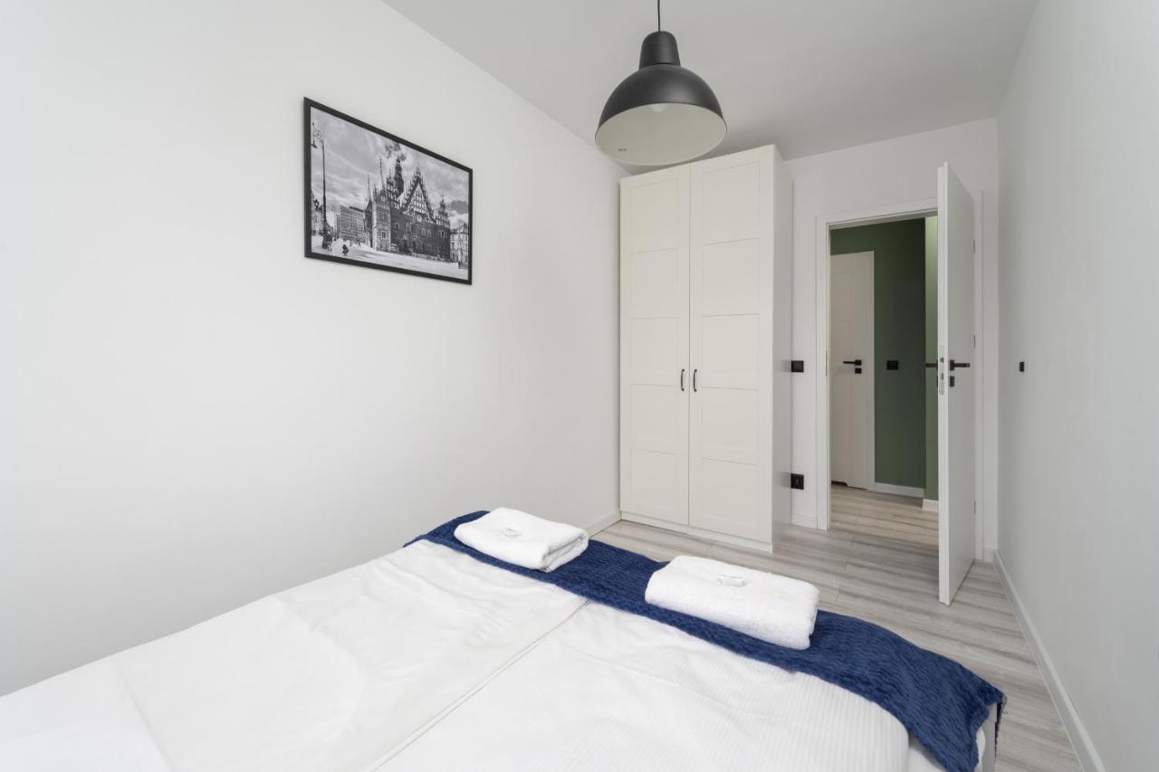 Apartament Zielinskiego Centrum Wroclaw By Noclegi Renters Esterno foto